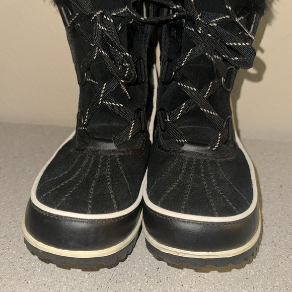 Sorel Women’s Tivoli II Suede Ski and Snow Boots Size 6.5 - Picture 3 of 9